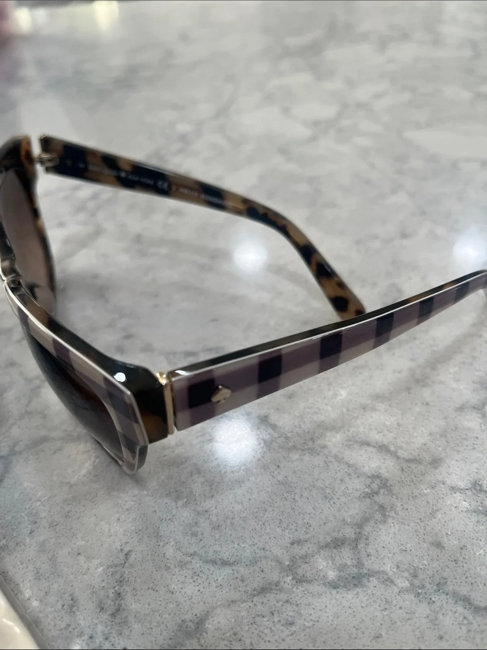 Kate Spade Glasses With Case and cleaning cloth NWOT